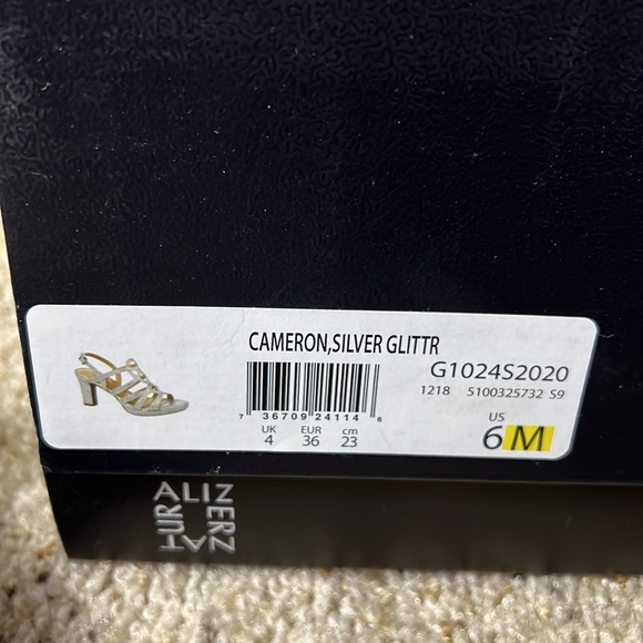 Naturalizer Silver Glitter Heels - Picture 8 of 8